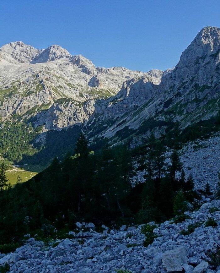#1 SUMMER HIKING